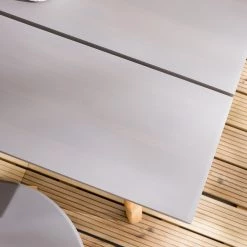 Table de jardin Lindholm I - Acacia massif - Gris / Marron -Tables de jardin Soldes 2022 1000185452 200429 13400700003 DETAILS P000000001000185452