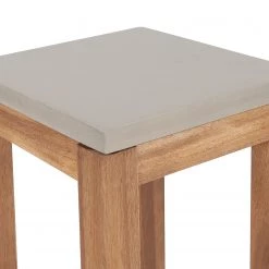 Butlers Sellette CONCRETE - partiellement en acacia massif / Béton - Naturel / Gris -Tables de jardin Soldes 2022 1000341351 220317 032 DETAILS P000000001000341351